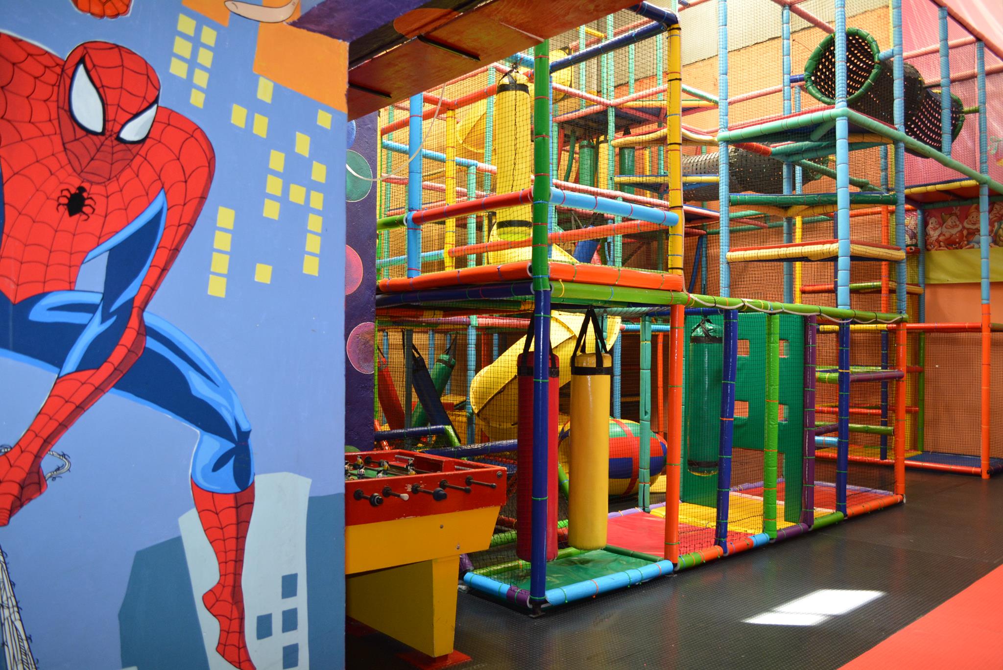 Área infantil MicroKids